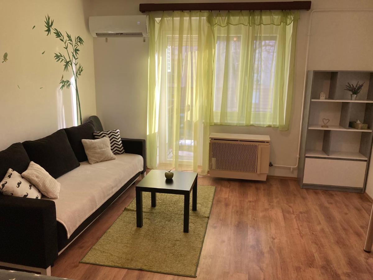 Like Apartman Eger Exterior photo