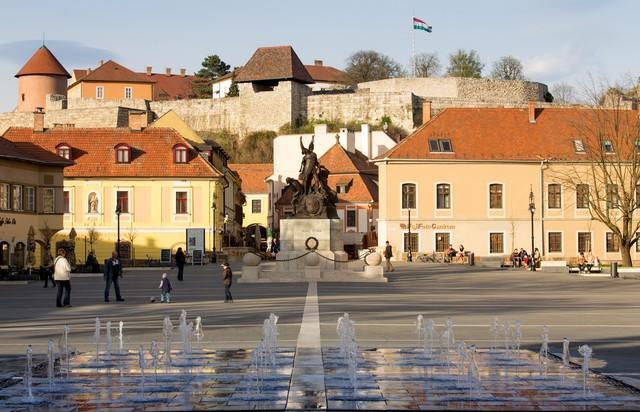 Like Apartman Eger Exterior photo